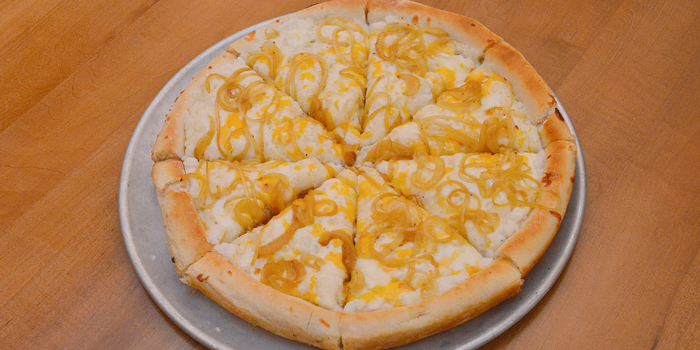Pierogie-Pizza